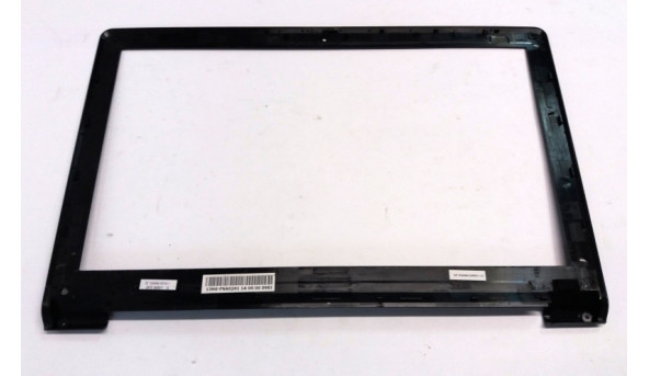 Рамка матриці корпуса для ноутбука ASUS UL50A, 15,6", 13N0-FNA0201, Б/В, має трішину та пошкоджене одне кріплення. - 316520