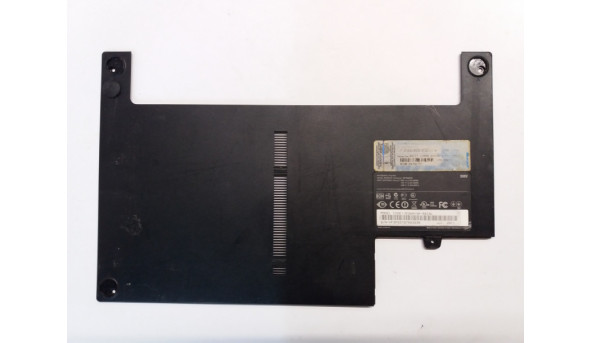 Сервісна кришка для ноутбука Samsung 300V, NP300V3A, BA75-03154A, Б/В, кріплення цілі, подряпини, потертості.
