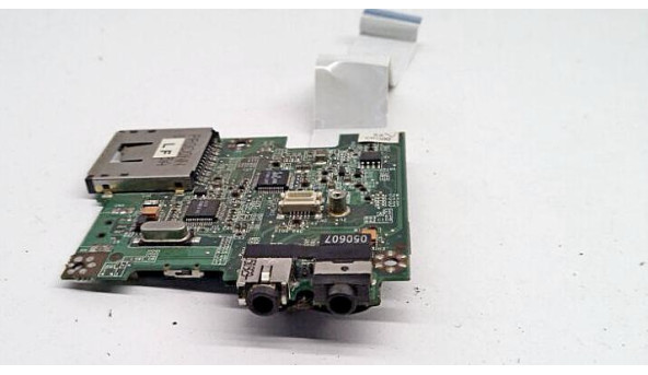 Додаткова плата з аудіо роз'ємами та карт-рідером для ноутбука Fujitsu-Siemens AMILO M1450G, 15,4", 35G2M5000-C0, Б/В