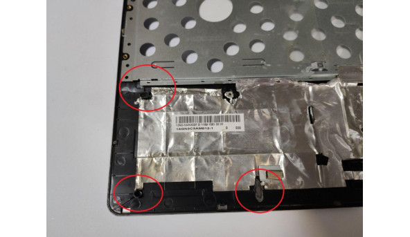 Середня чаcтина корпуса для ноутбука Asus X53S, 15.4", 13GN3C3AM012-1, Б/В. Є зламані кріплення (фото), та невелика деформація (фото). - 317246