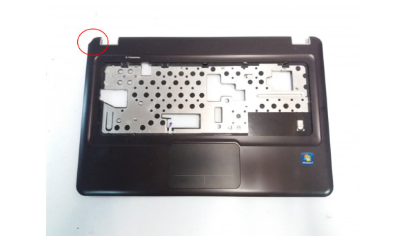 Середня частина корпуса для ноутбука HP Pavilion dv5-2000, 6070B0435501, 606885-001, Б/В. Всі кріплення цілі, скол зліва зверху (фото).
