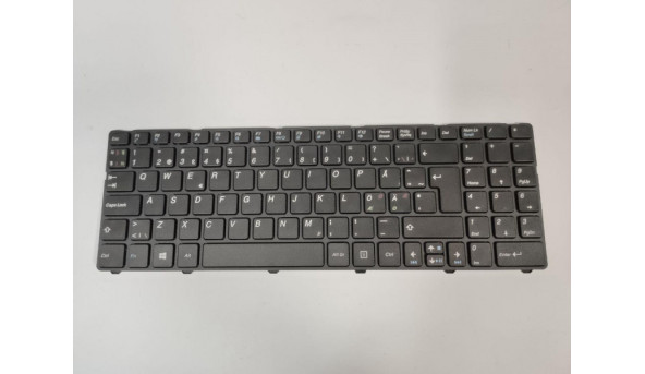 Клавіатура для ноутбука Medion Akoya P7818, MD99160, 17.3", б/в. В хорошому стані, без пошкоджень. Клавіатура тестована, робоча.
