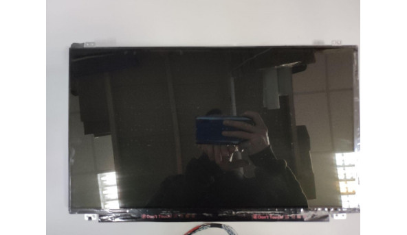Матриця AU Optronics, B156HTN03.2, 15.6'', LCD, Full HD 1920x1080, 40-pin, Slim, б/в, Присутні сліди від клавіатури (фото), на зображення не впливають, є засвіти - 318152