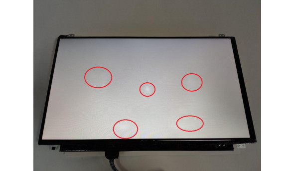 Матриця  AU Optronics,  B156HTN03.2,  15.6'', LCD,  Full HD 1920x1080, 40-pin, Slim, б/в, Присутні сліди від клавіатури (фото), на зображення не впливають, є засвіти