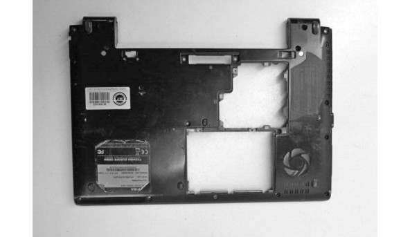 Нижня частина корпуса для ноутбука Toshiba Portege R930-1M4, 13.3", GM902984674A, Б/В