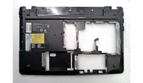 Нижня частина корпуса для ноутбука  Medion E7222, 17.3", 13N0-YVA0V01, Б/В