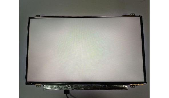 Матриця Innolux, N140BGE-EA3 Rev:C1, 14.0'', LED, HD 1366x768, 30-pin, Slim, б/в, Є ледь помітні засвіти, особливо на роботу не впливають, є по центрі подряпина, помітна на всіх кольорах, знизу відсутня стрічка - 318492
