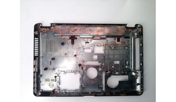 Нижня частина корпуса для ноутбука Medion Akoya P7624, MD98920, 17.3", 39.4N002, Б/В - 318549