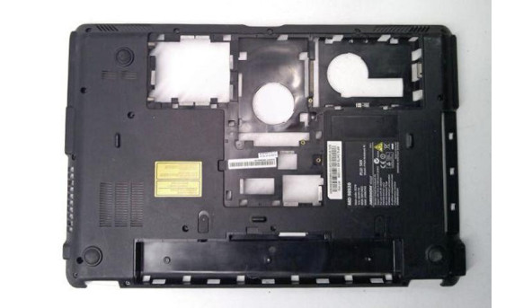 Нижня частина корпуса для ноутбука Medion Akoya P7624, MD98920, 17.3", 39.4N002, Б/В