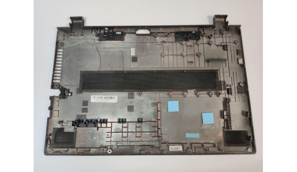 Нижня частина корпуса для ноутбука Lenovo IdeaPad Flex 15D, 15.6", 3EST7BALV00, EAST7004010, Б/В. В хорошому стані. Має пошкодження (фото).