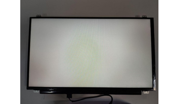 Матриця AU Optronics, B156XTN04.5, 15.6", 30-pin, LCD, HD 1366x768, slim, б/в, є засвіт та подряпини при роботі помітні - 318641
