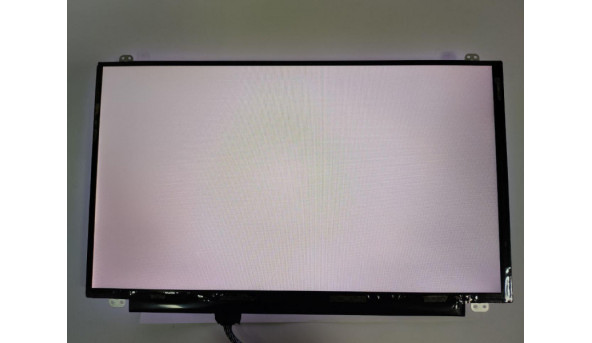 Матриця Chimei Innolux, N156BGE-L41 Rev.C1, 15.6", 40-pin, LCD, HD 1366x768, Slim, б/в, є маленький засвіт, помітний на всіх кольорах - 318663
