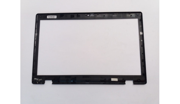 Рамка матриці корпуса для ноутбука MSI-CX600 MS-1682, 16'', 684B211, Б/В, Всі кріплення цілі, присутні сліди клею (фото) - 318677