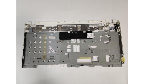 Середня частина корпуса з для ноутбука Packard Bell EasyNote P5WS0, 15.6 ", AP0HJ000C001, Б/В Всі кріплення цілі, без пошкоджень - 318697