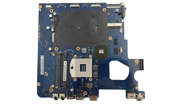 Материнская плата для ноутбука Samsung NP300 SCALA3-15/17CRV BA92-11482B NVIDIA GeForce GT 620M Б/У