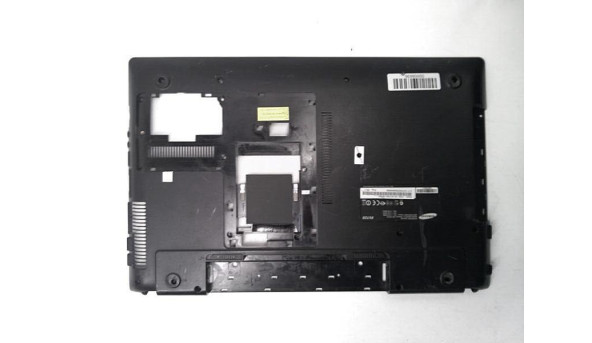 Нижня частина корпуса для ноутбука Samsung RV720, NP-RV720, 17.3", BA75-03076A, Б/В