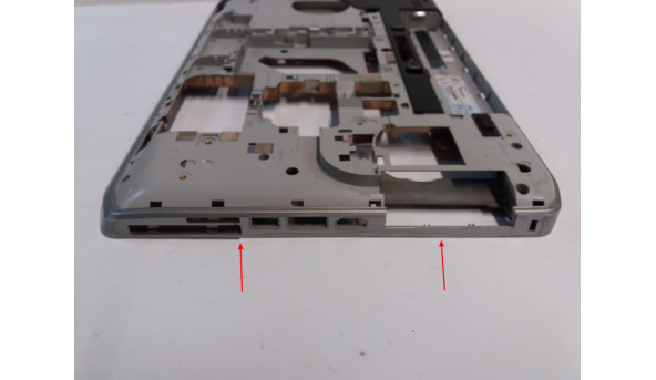 Нижня частина корпуса для ноутбука Dell Latitude E5530, 15.6", CN-053FCF, Б/В - 318847