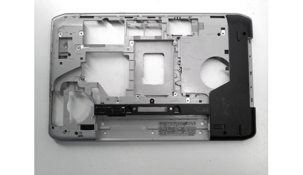 Нижня частина корпуса для ноутбука Dell Latitude E5520, 15.6", 1A22J1700-GHC-G, Б/В