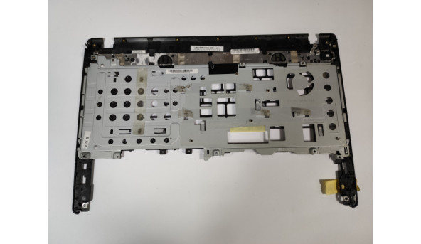 Середня частина  для ноутбука Acer Aspire 5755, 15.6", AP0KX000100 , Б/В  Всі кріплення цілі, є пошкодження (фото).