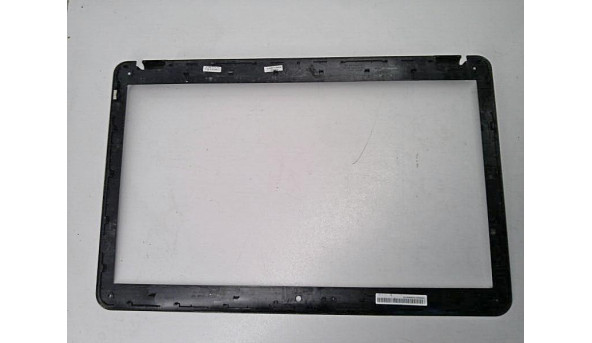 Рамка матриці корпуса для ноутбука Medion Akoya P7812 (MD 98770), 17.3", 41.4N003.001, Б/В - 318990