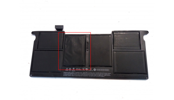 Батарея, акумулятор, для ноутбука Apple MacBook Air 11 A1465 , Model A1495, Li-ion Battery, 5100mAh, 38.75Wh, 7.6V, б/в, не тестована, піддутий один елемент.