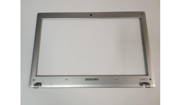 Рамка матриці для ноутбука для ноутбука Samsung RV513, NP-RV513L, 15.6", ba81-12680a, ba75-02855a, Б/В. В хорошому стані.