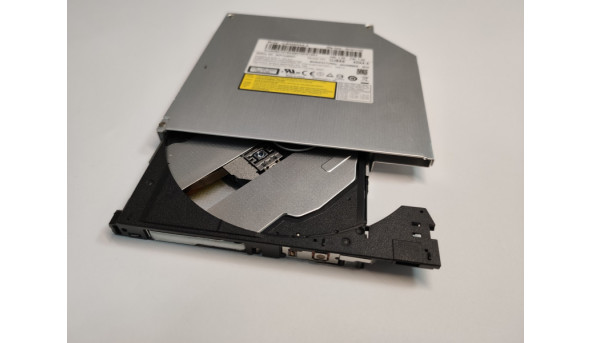 CD/DVD привід для ноутбука Packard Bell Easynote LS11HR, P7YS0, UJ8A0, SATA, Б/В, в хорошому стані, без пошкоджень.