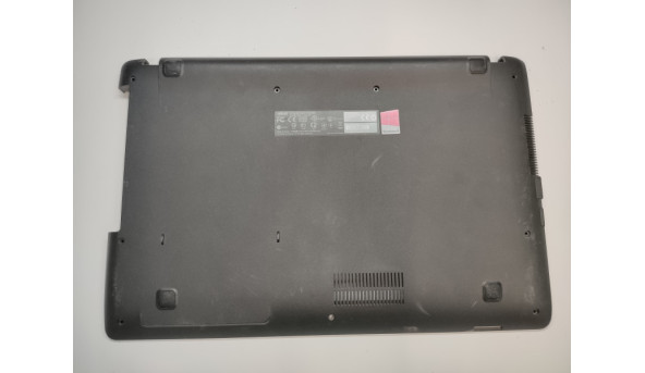 Нижня частина корпуса для ноутбука Asus R512C, 15.6", 13NB034XP04X16, Б/В. Є зламані кріплення (фото). В кутику є маленька тріщина.