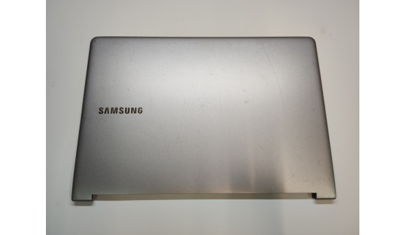 Кришка матриці для ноутбука Samsung NP900X3D, 13.3", Б/В. В хорошому стані, без пошкоджень.