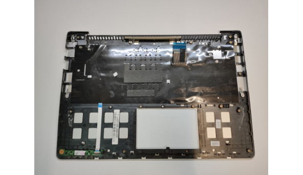 Середня чаcтина корпуса для ноутбука ASUS VivoBook S400C, 14.0", 13NB0051AM0301, Б/В. В хорошому стані, без пошкоджень. Продається з робочою клавіатурою. - 319352