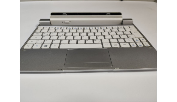 Нижня частина корпуса для ноутбука Acer Iconia W510, 10.1", Б/В. Має невелику деформацію, продається разом з клавіатурою, робоча. біля тачпаду є незначне пошкодження. - 319370