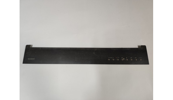 Накладка на середню панель, для ноутбука Sony VAIO PCG-8V1M, 2-681-941, 17.3,  Б/В. В хорошому стані, без пошкоджень.