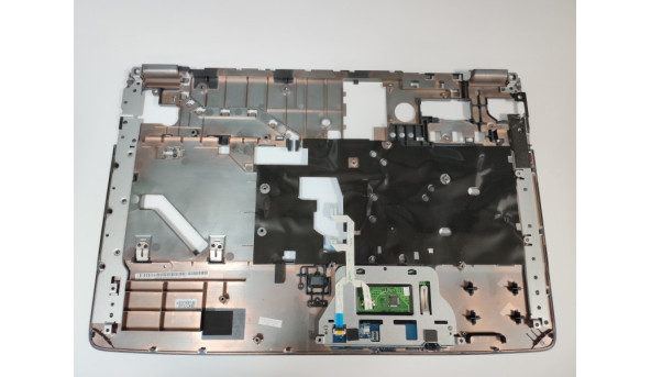 Середня чаcтина корпуса для ноутбука Acer Aspire 7736G, MS2279, 17.3", SGM604FX0600, Стан нового. В хорошому стані, без пошкоджень.