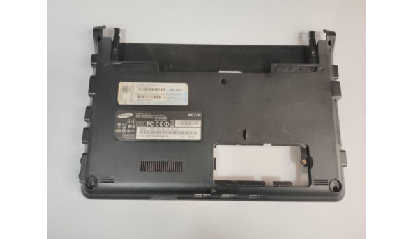 Нижня частина корпуса для ноутбука SAMSUNG NC110, NP-NC110, 10.1", BA81-12914A, Б/В. В хорошому стані, без пошкоджень.