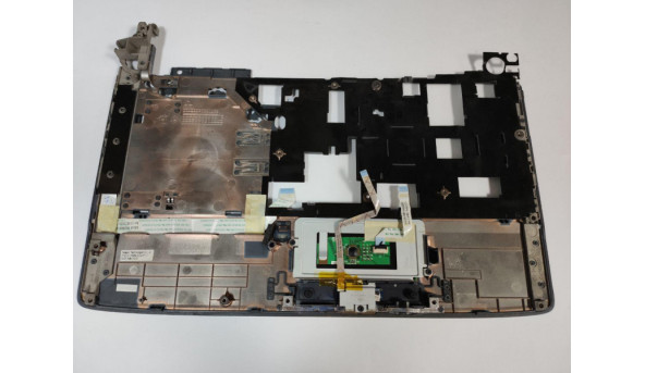 Середня чаcтина корпуса для ноутбука Acer Aspire 4540g, KBLG0, 14.0", AP07R000400, Б/В. В хорошому стані, без пошкоджень.