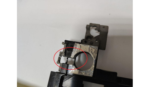 Середня чаcтина корпуса для ноутбука Acer Aspire 4935, KAL90, 14.0", FA05H000200, Б/В. В хорошому стані, є пошкодження (фото). - 319549