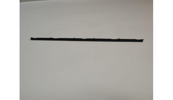 Верхня накладка на середню частину корпуса, для ноутбука Lenovo IdeaPad S12, 12.1", Б/В. В хорошому стані, без пошкоджень.