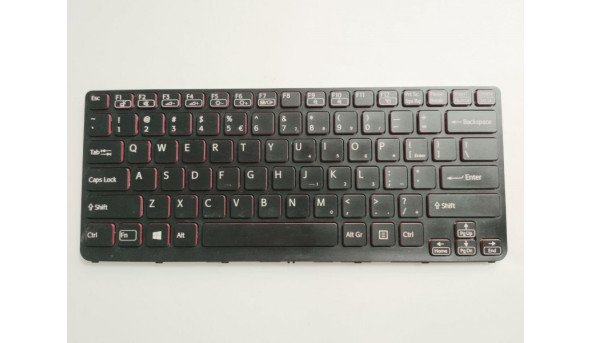 Клавіатура з підсвіткою, для ноутбука Sony Vaio SVE14AG15M, 14.0", б/в. Протестована, робоча. В хорошому стані, без пошкоджень.