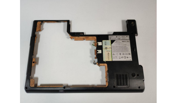 Нижня частина корпуса для ноутбука MSI EX630, 16.0", 307-672D213-H76, Б/В. В хорошому стані, без пошкодженнь.