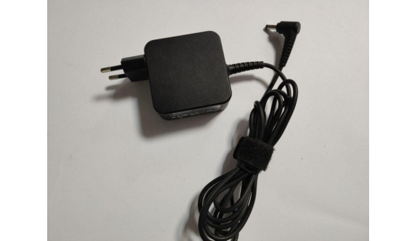 Блок живлення для ноутбука Lenovo, Model: PA-1450-55LU, Input: 100-240V--1.7A, 50-60Hz, Output: 20.0V, 2.25A, 45W, Б/В
