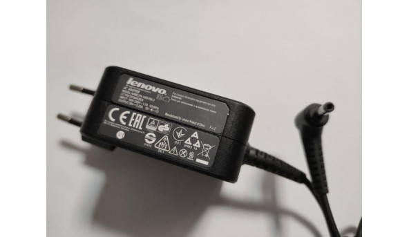 Блок живлення для ноутбука Lenovo, Model: PA-1450-55LU, Input: 100-240V--1.7A, 50-60Hz, Output: 20.0V, 2.25A, 45W, Б/В - 319745