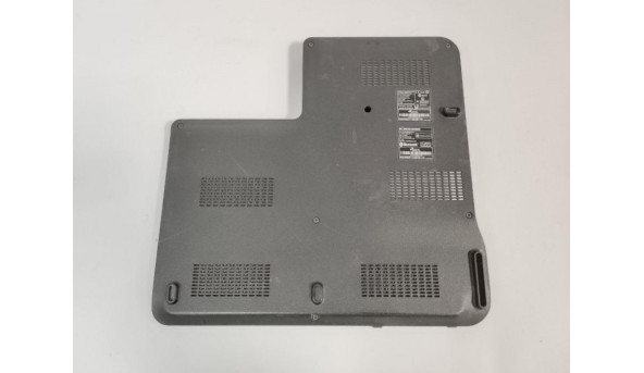 Сервісна кришка, для ноутбука Acer Aspire 8920G, 8920, 18.4", 6070B0305901, Б/В, зламані два замки (фото).
