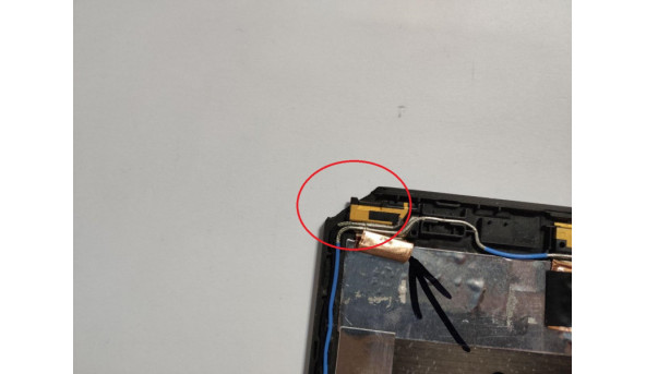 Кришка матриці для ноутбука Lenovo ThinkPad X1, Carbon, 14.0", 04X5565, 60.4LY06.001, б/в. Зламаний кутик (фото), присутні подряпини. - 320150