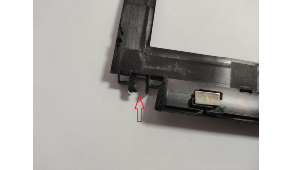 Рамка матриці для ноутбука Toshiba Tecra R850, 15.6", GM9030844, gm903103421a-a, б/в. Нижні кріплення мають пошкодження (фото) - 320185