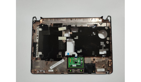 Середня частина корпуса для ноутбука Acer Aspire One D250, 10.1", ap084000f00, б/в. В хорошому стані, без пошкодженнь.