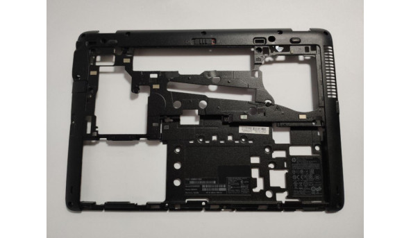 Нижня частина корпуса для ноутбука HP EliteBook 840 G2, 14.0", 779684-001, 6070b0676404, б/в. В хорошому стані, без пошкодженнь.