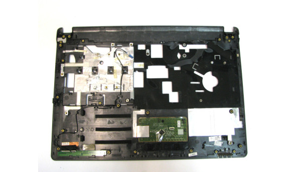 Середня частина корпусу для ноутбука Tuxedo 6-39-n24j2-013 Б/У