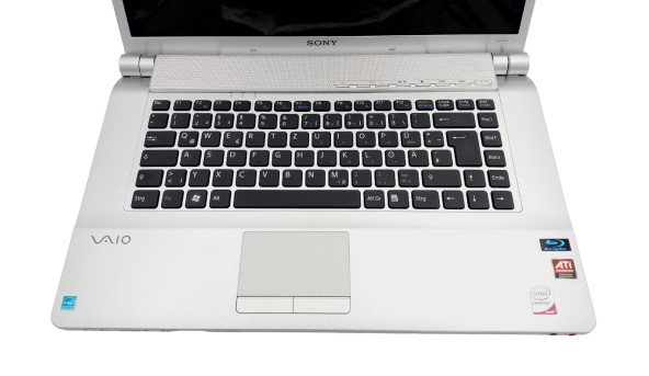 Ноутбук Sony VAIO PCG-3F1M Intel Core 2 Duo P8400 3GB RAM 500GB HDD ATI Radeon HD 3450 [16.4"] - ноутбук Б/У - 326279