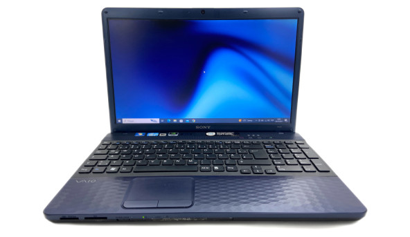 Ноутбук Sony PCG-71811m Intel Core i5-2450M 8 GB RAM 640 GB HDD [15.6"] - ноутбук Б/В - 326284