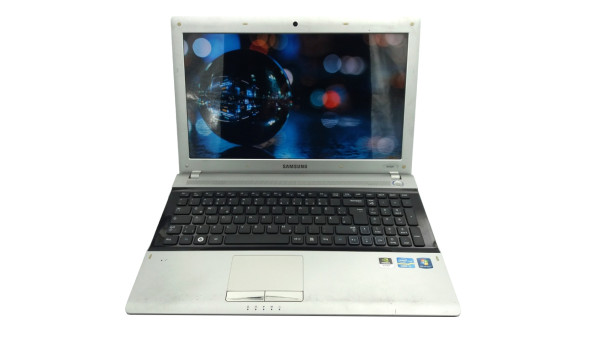 Ноутбук Samsung RV520 Intel Core I5-2410M 6 GB RAM 500 GB HDD NVIDIA GeForce 520M [15.6"] - ноутбук Б/У